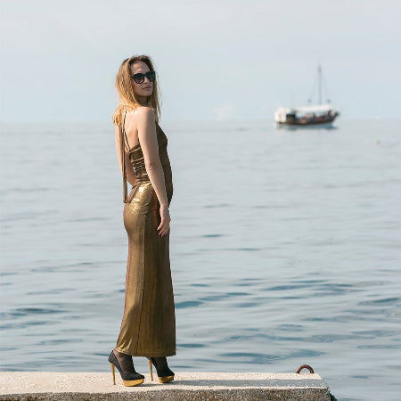 Golden dress in sea