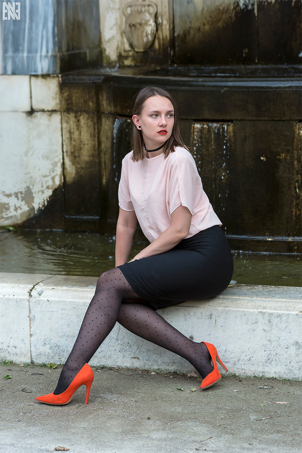 Fountain and wet model